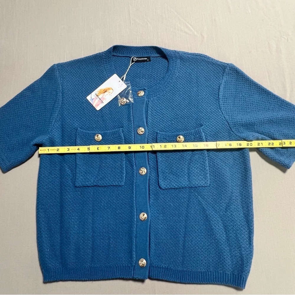 Blue Short Sleeve Knit Cardigan Sweater Women Med Gold Button Front Pockets NWT - Picture 4 of 13